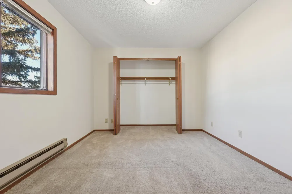 3125 Cory Lane #208 Hastings, MN 55033