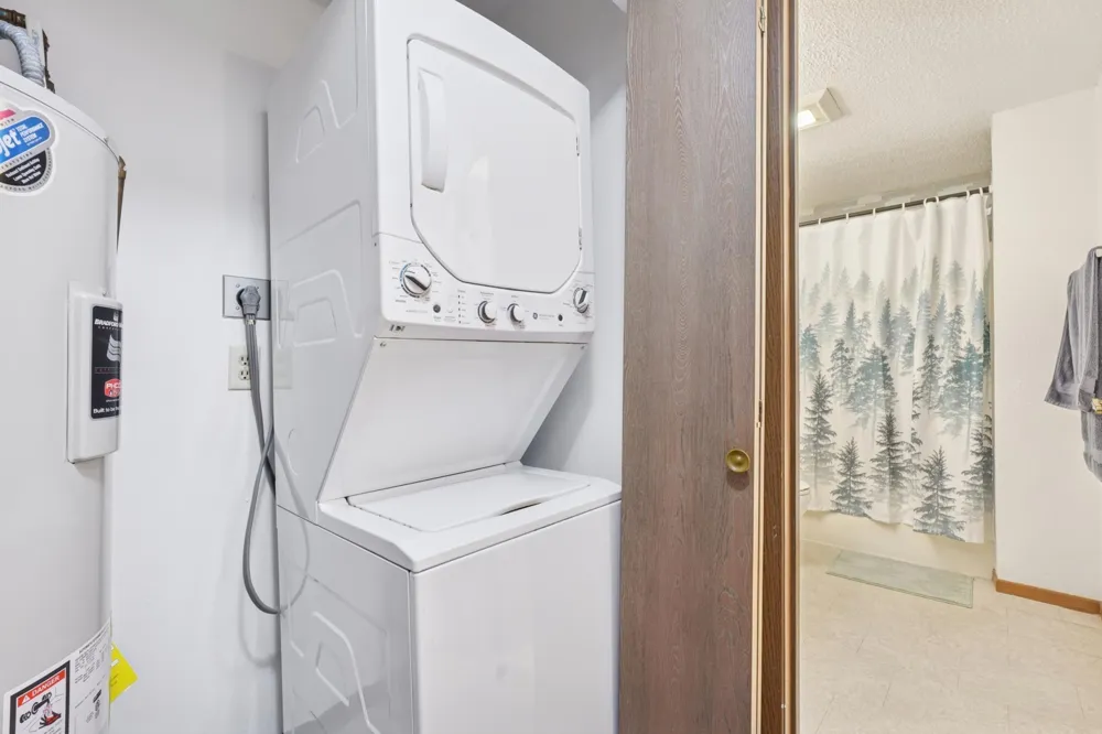 3125 Cory Lane #208 Hastings, MN 55033