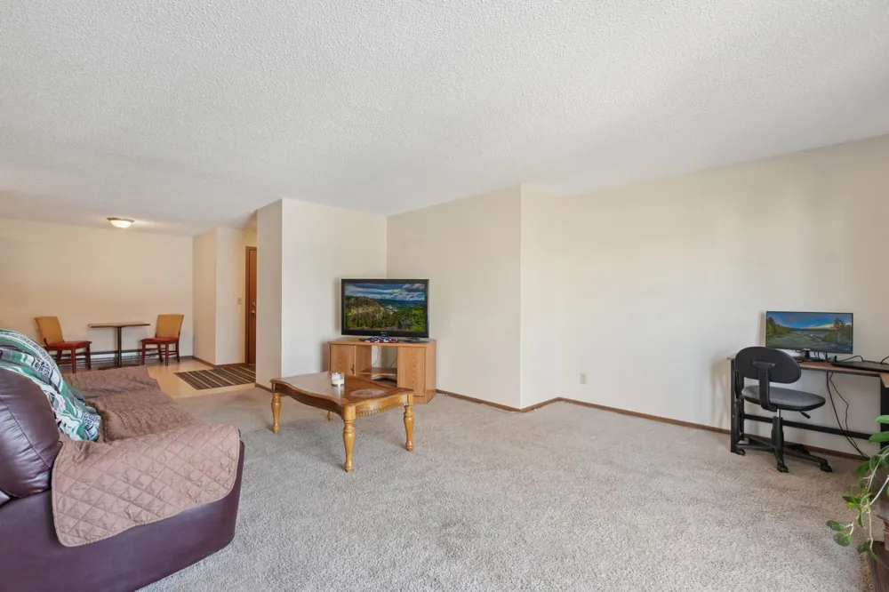3125 Cory Lane #208 Hastings, MN 55033