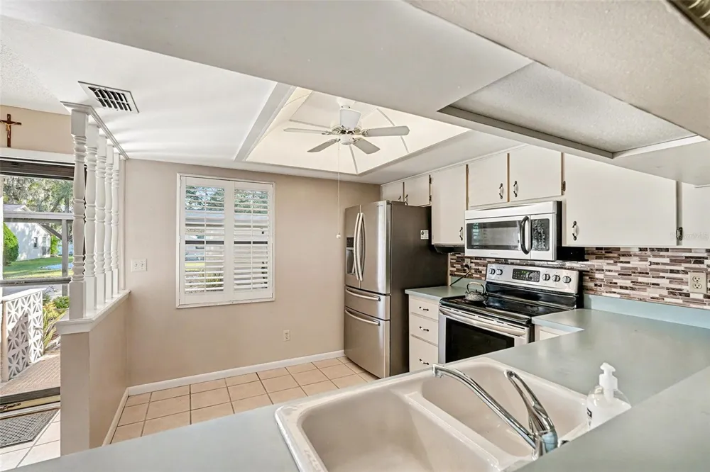 38345 COTTONWOOD PLACE #38345 Zephyrhills, FL 33542