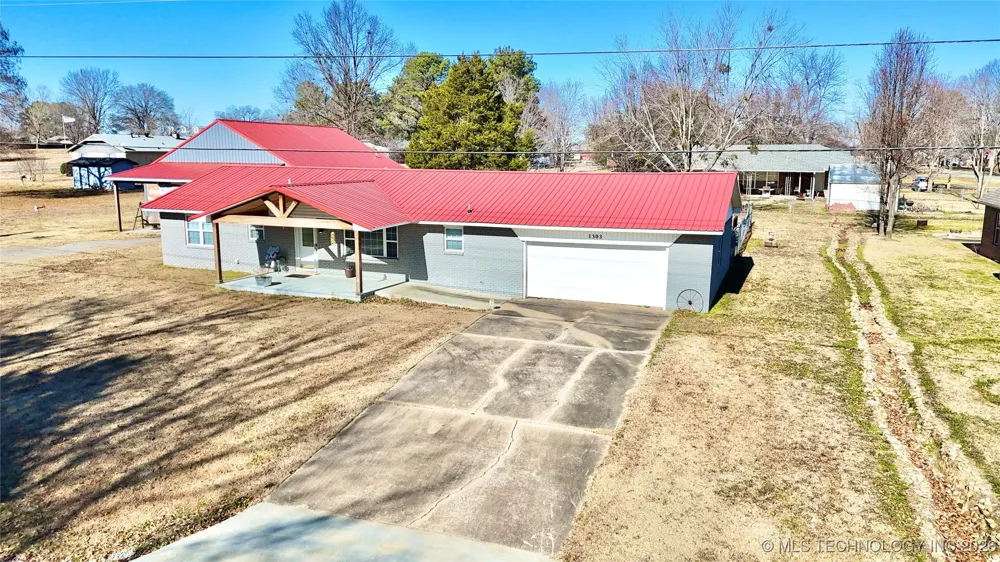 1303 H STREET Stigler, OK 74462