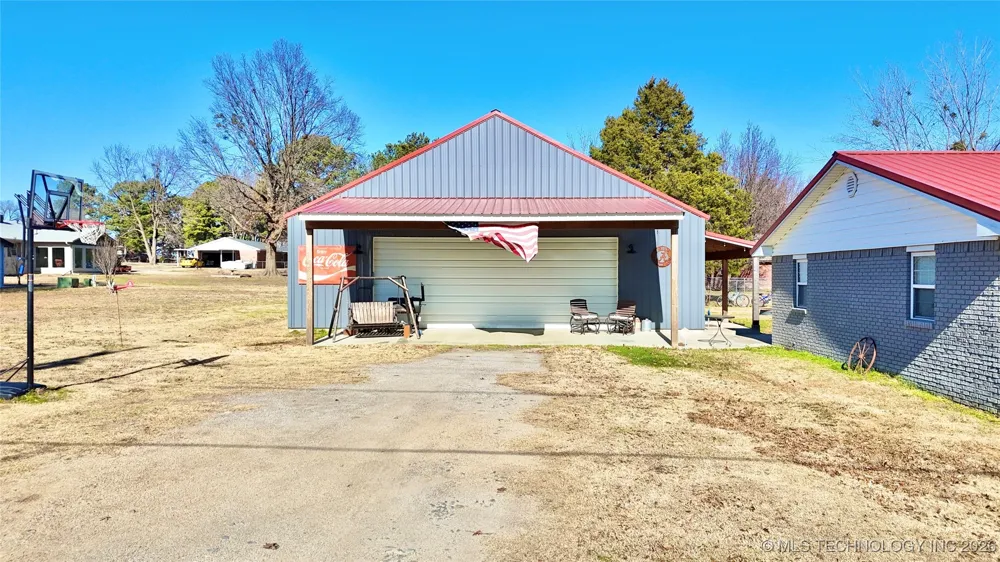 1303 H STREET Stigler, OK 74462