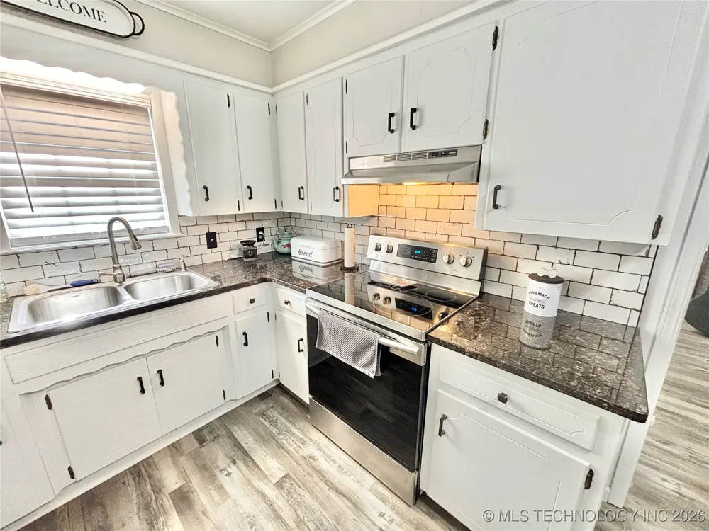 1303 H STREET Stigler, OK 74462