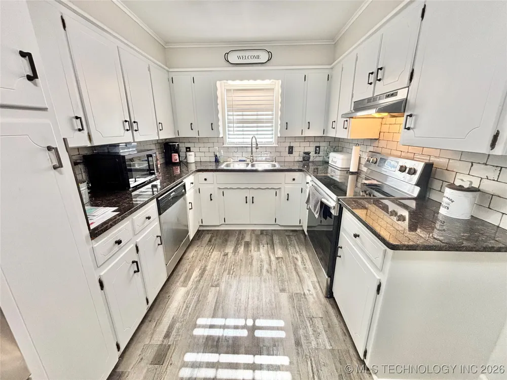 1303 H STREET Stigler, OK 74462