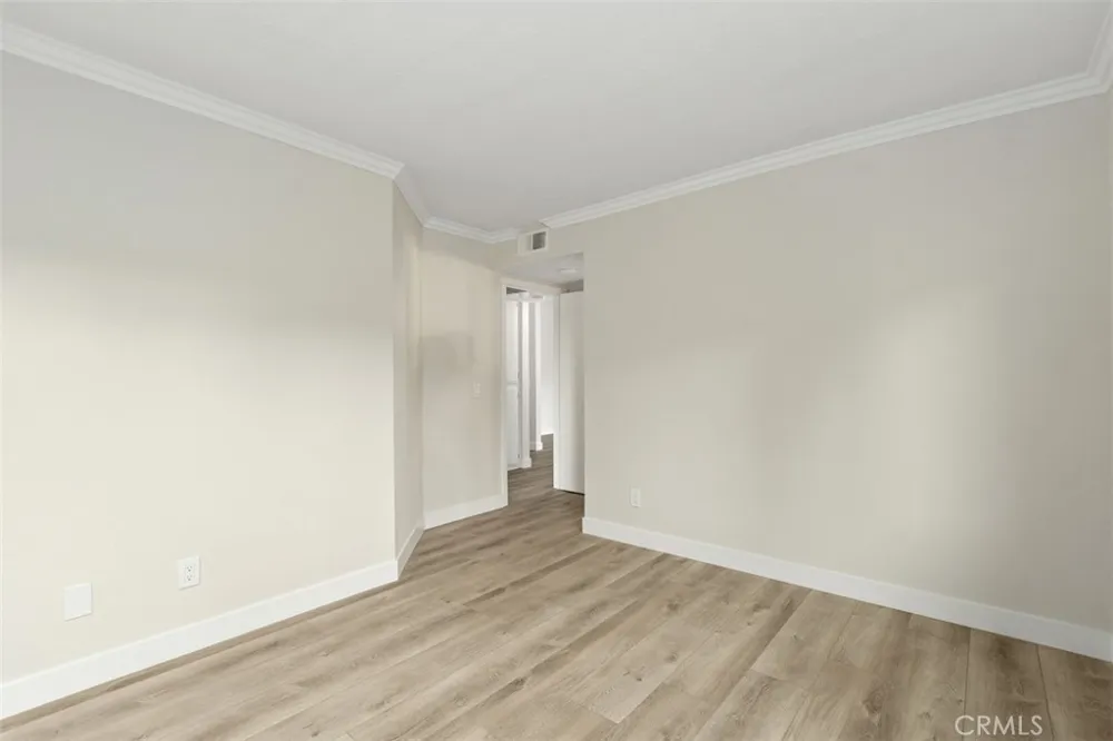 2576 Avenida Del Vista #204 Corona, CA 92882