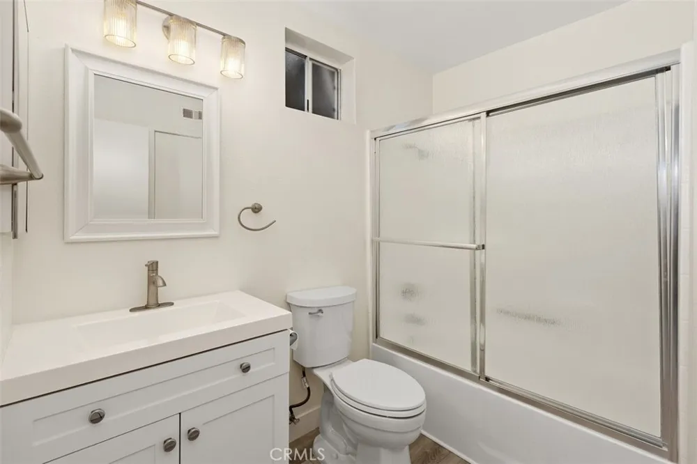 2576 Avenida Del Vista #204 Corona, CA 92882