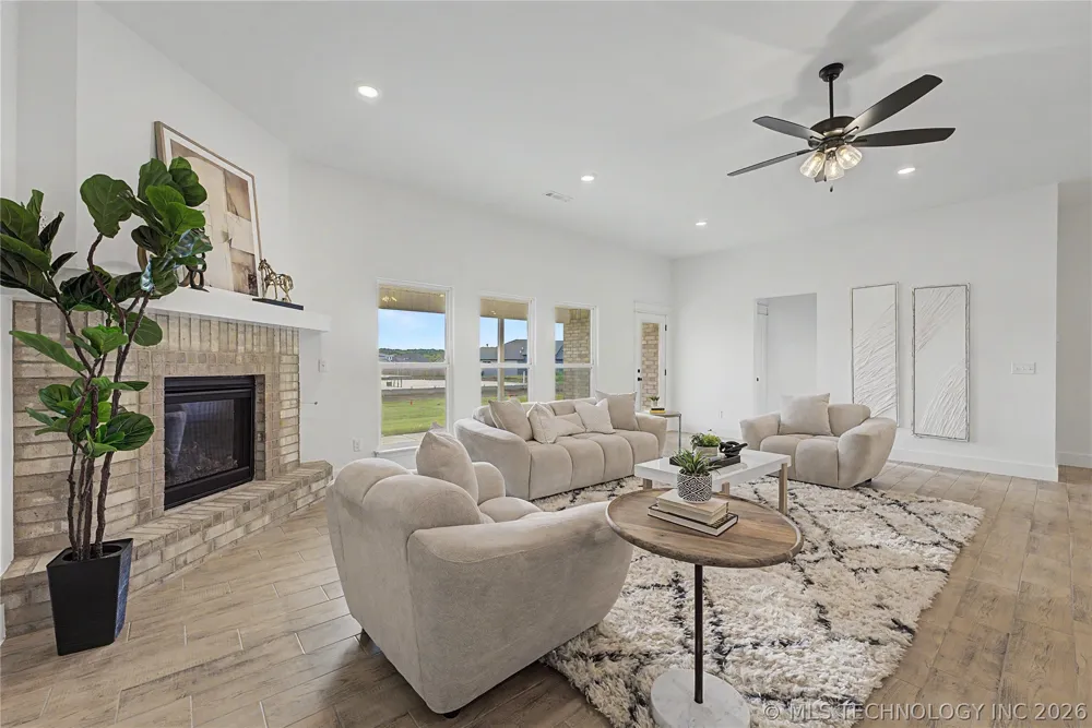 12934 S 21st Place E Jenks, OK 74037