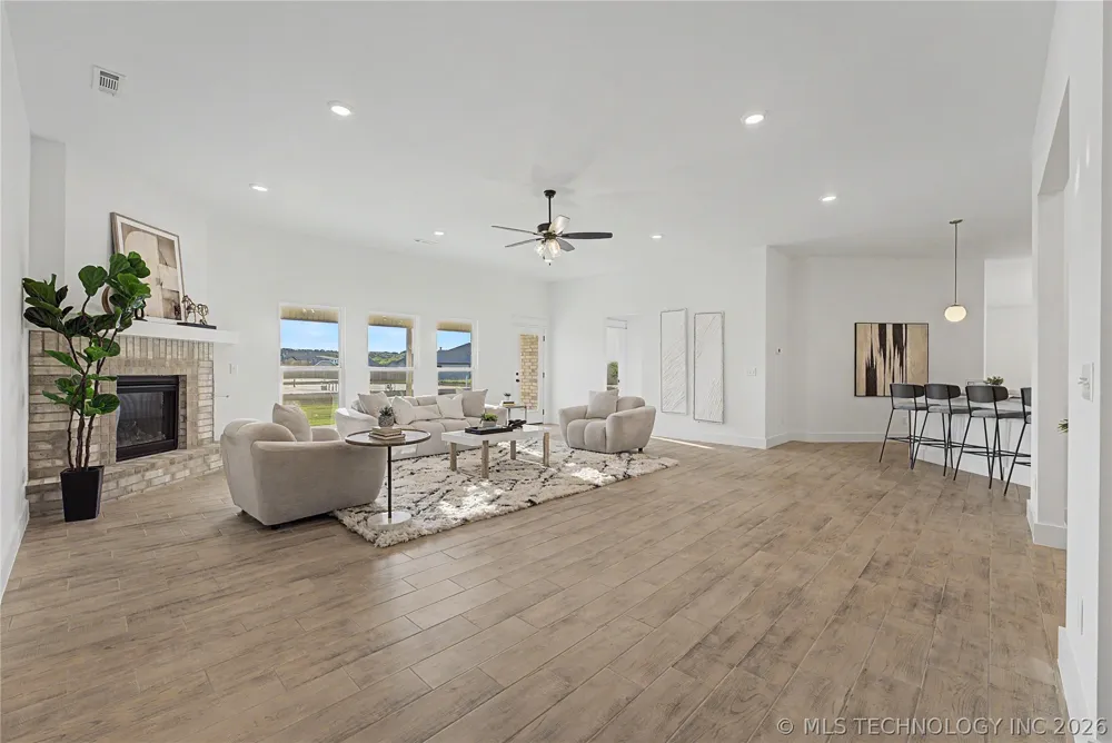 12934 S 21st Place E Jenks, OK 74037