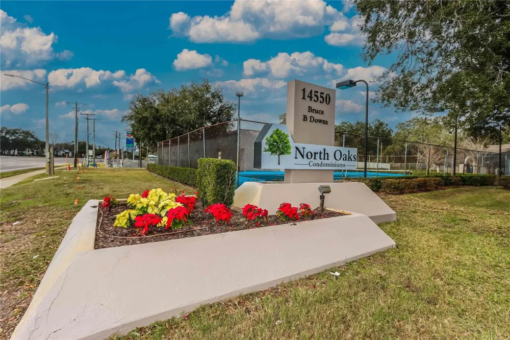 4009 NESTLE OAKS PLACE #104 Tampa, FL 33613