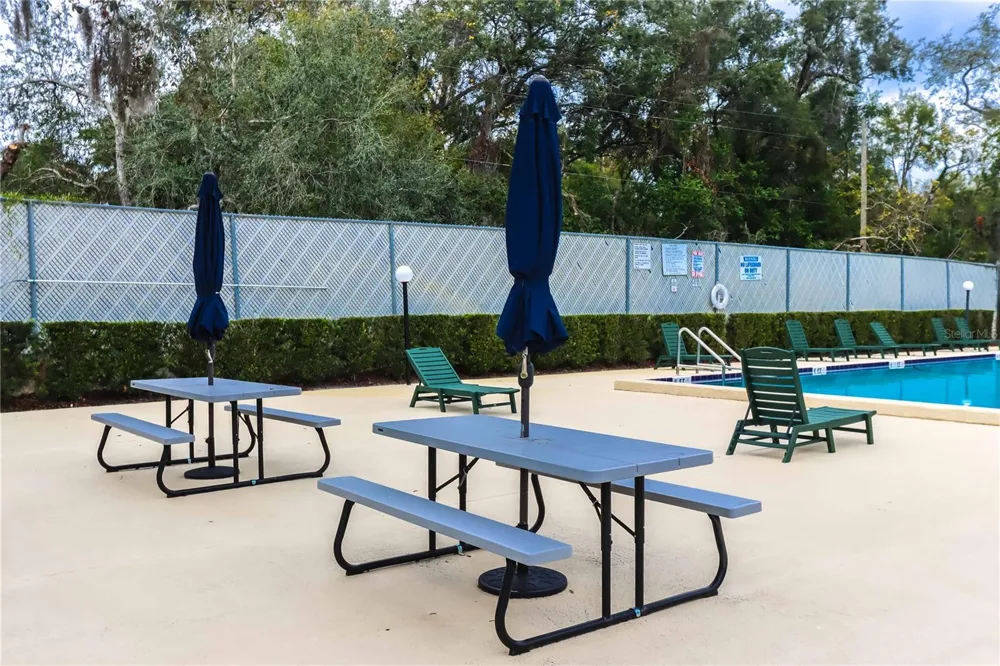 4009 NESTLE OAKS PLACE #104 Tampa, FL 33613