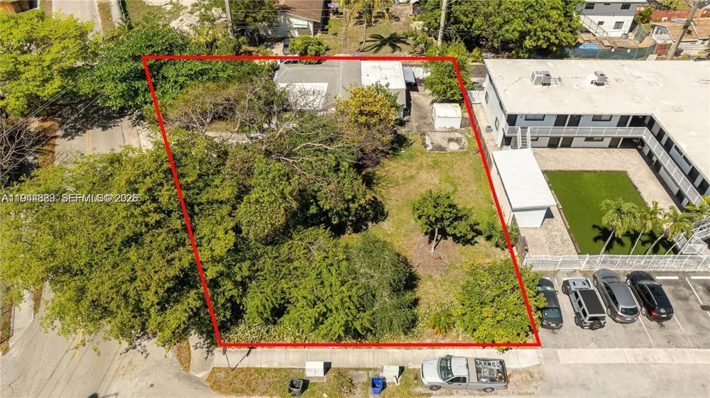 1309 24th Ave Hollywood, FL 33020