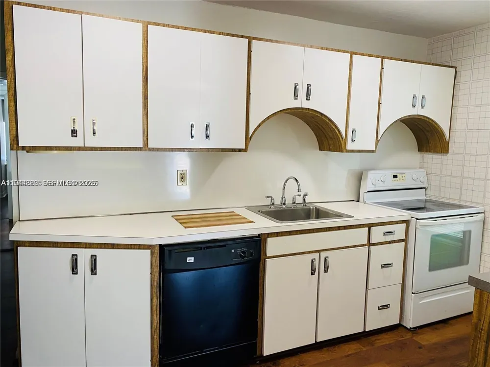 1309 24th Ave Hollywood, FL 33020