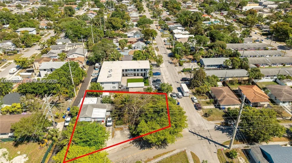 1309 24th Ave Hollywood, FL 33020