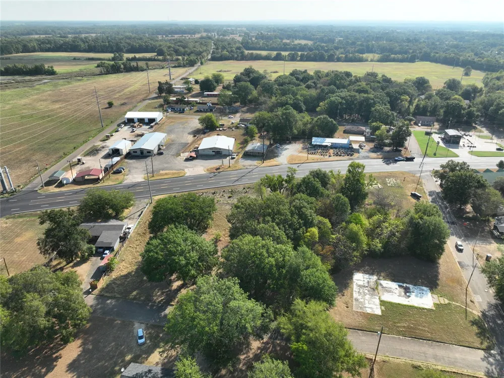 604 Greer Boulevard Pittsburg, TX 75686