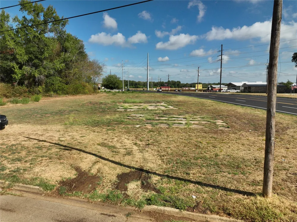 604 Greer Boulevard Pittsburg, TX 75686