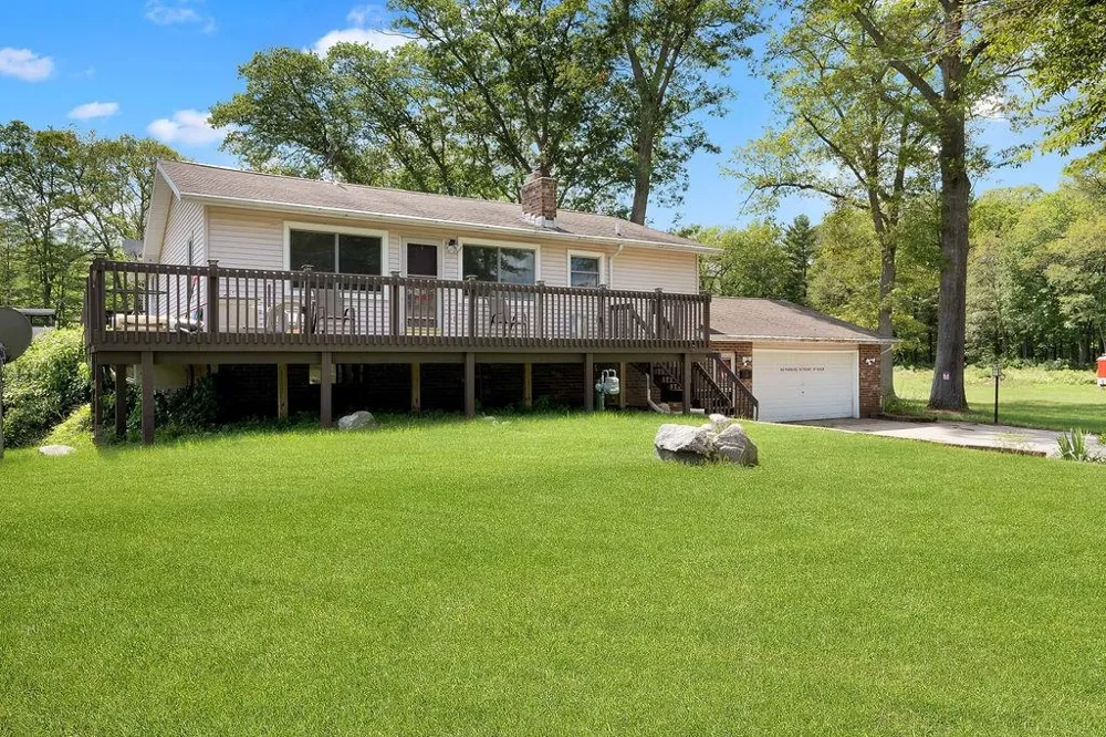 3175 Strand Road Dalton Township, MI 49445