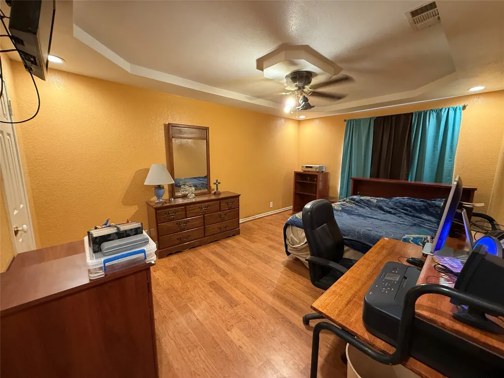 609 E Henry Hamilton, TX 76531