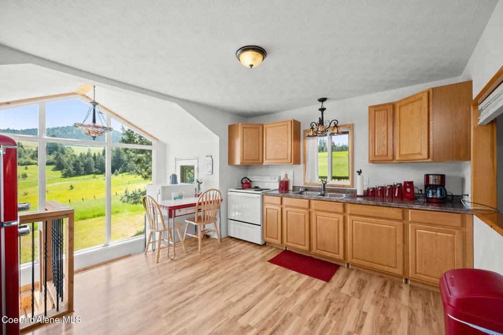 39138 S Highway 3 St. Maries, ID 83861