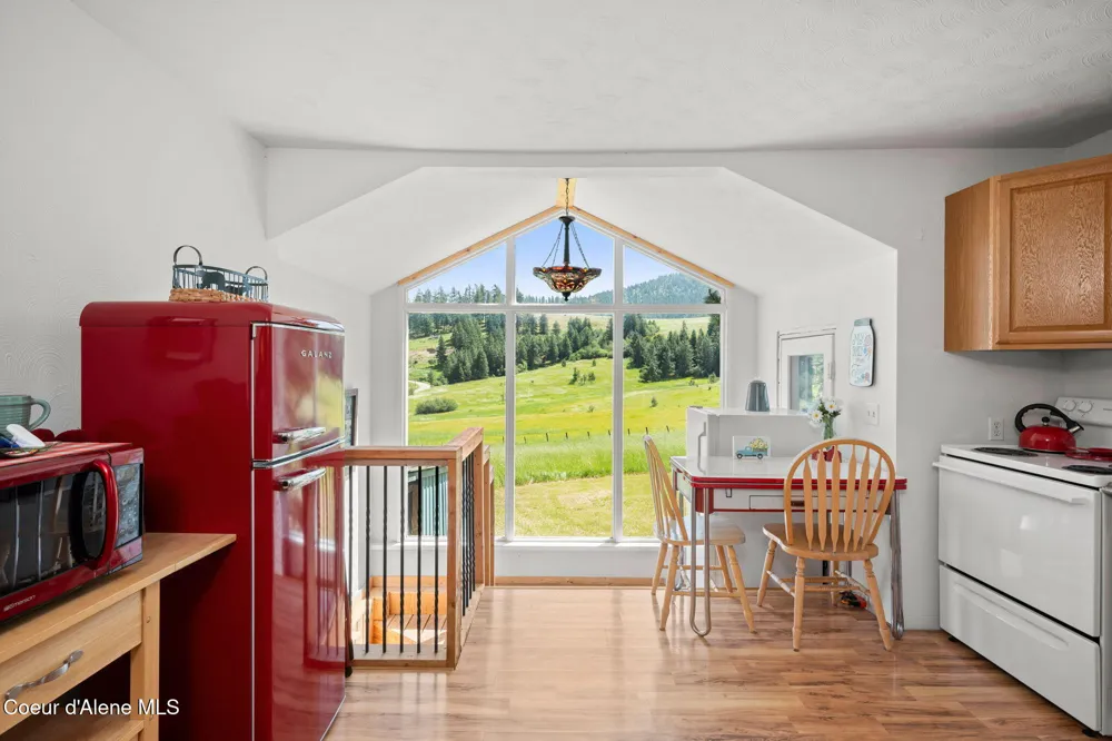39138 S Highway 3 St. Maries, ID 83861