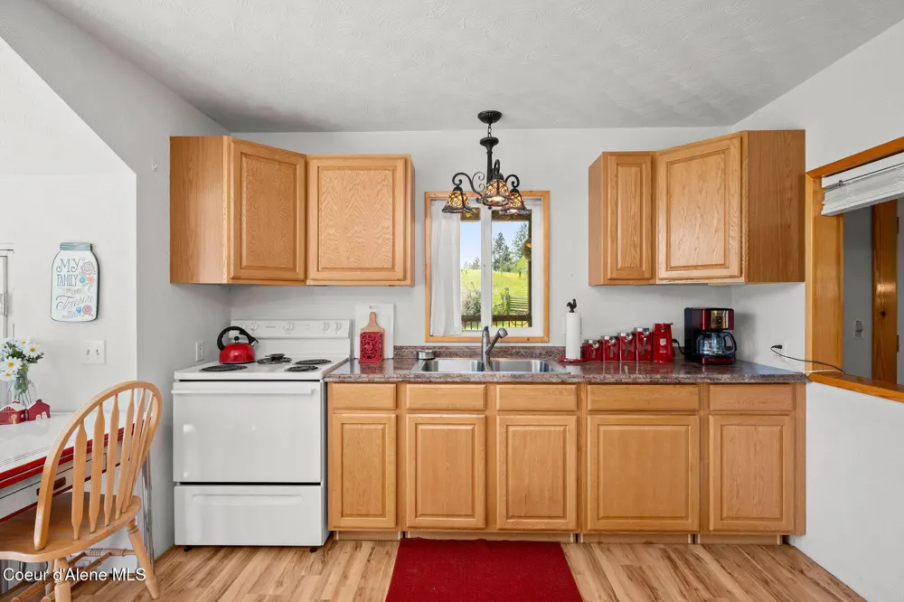 39138 S Highway 3 St. Maries, ID 83861