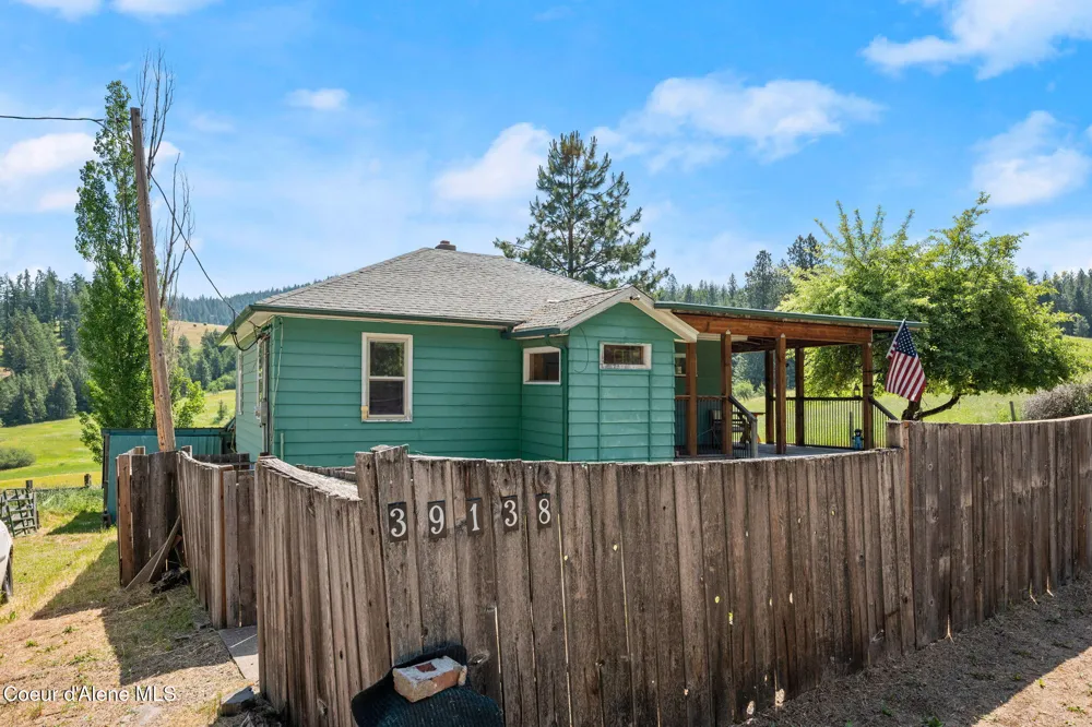 39138 S Highway 3 St. Maries, ID 83861
