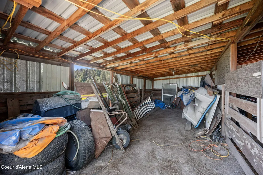39138 S Highway 3 St. Maries, ID 83861