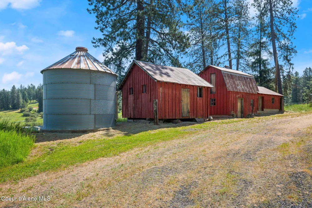 39138 S Highway 3 St. Maries, ID 83861