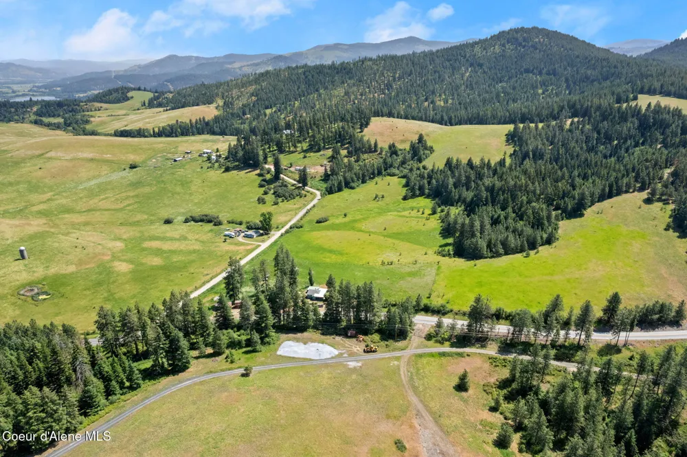 39138 S Highway 3 St. Maries, ID 83861