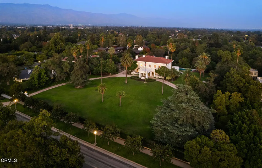 1230 S Oakland Avenue