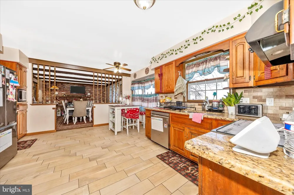 25801 LONG CORNER ROAD Gaithersburg, MD 20882