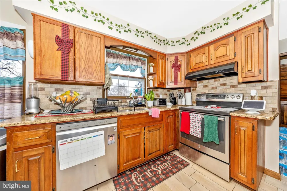 25801 LONG CORNER ROAD Gaithersburg, MD 20882