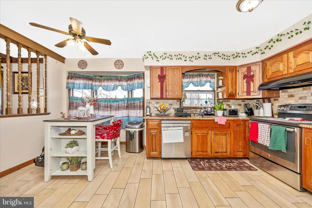 25801 LONG CORNER ROAD Gaithersburg, MD 20882