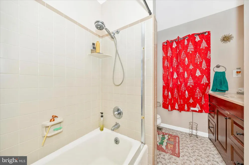 25801 LONG CORNER ROAD Gaithersburg, MD 20882