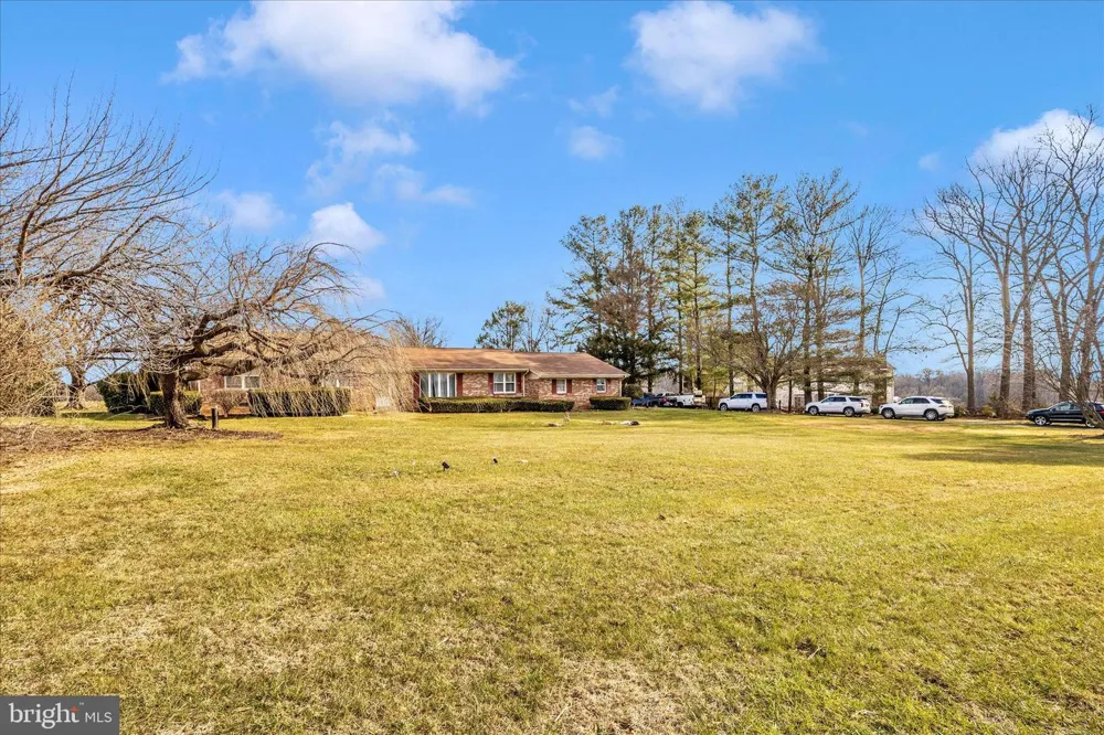 25801 LONG CORNER ROAD Gaithersburg, MD 20882