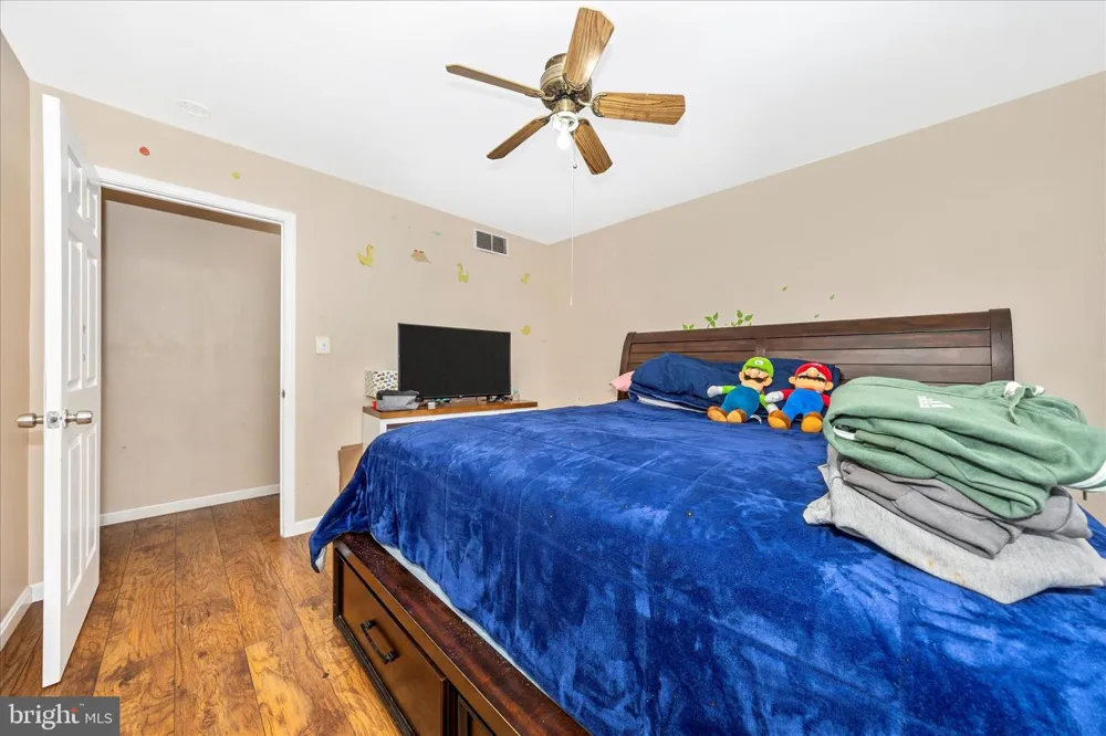 25801 LONG CORNER ROAD Gaithersburg, MD 20882