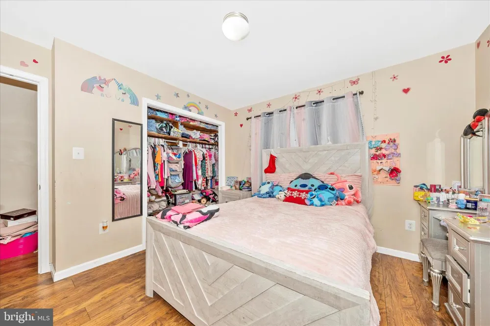 25801 LONG CORNER ROAD Gaithersburg, MD 20882