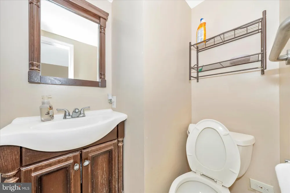 25801 LONG CORNER ROAD Gaithersburg, MD 20882