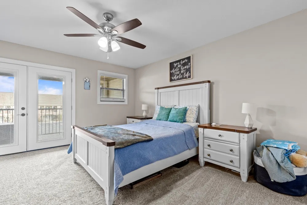 1255 New Lake Road Spring City, TN 37381