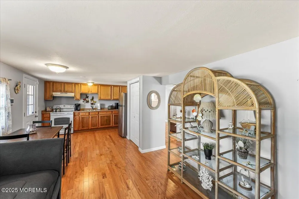 273 12th Street #Fl 1 Surf City, NJ 08008