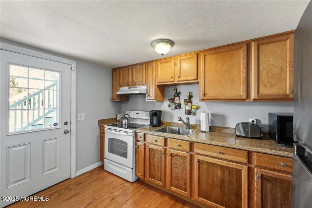 273 12th Street #Fl 1 Surf City, NJ 08008