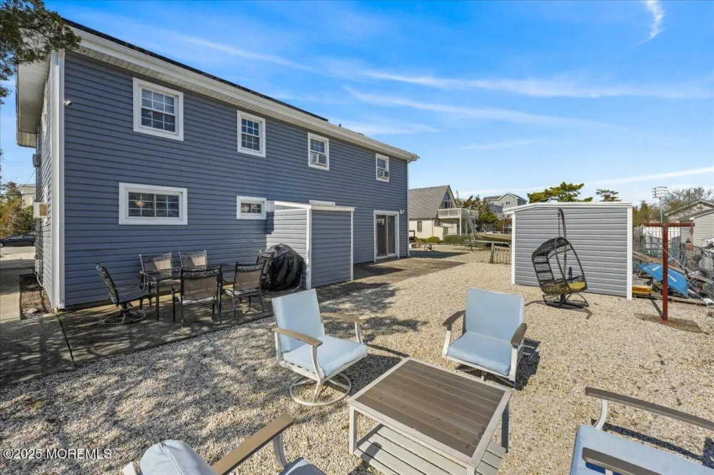 273 12th Street #Fl 1 Surf City, NJ 08008