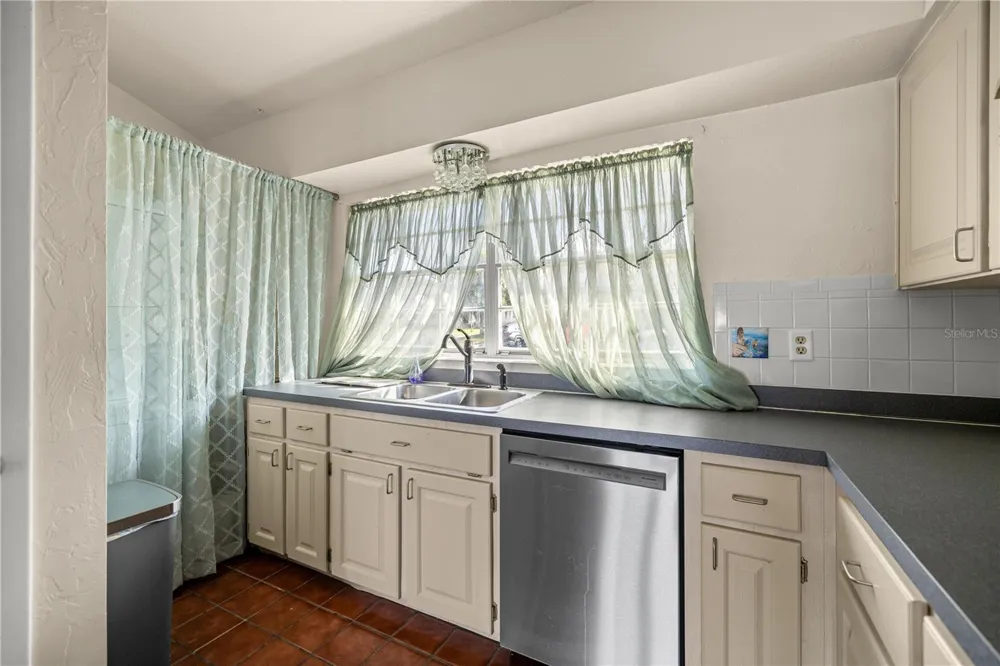 11001 SE SUNSET HARBOR ROAD #B14 Summerfield, FL 34491