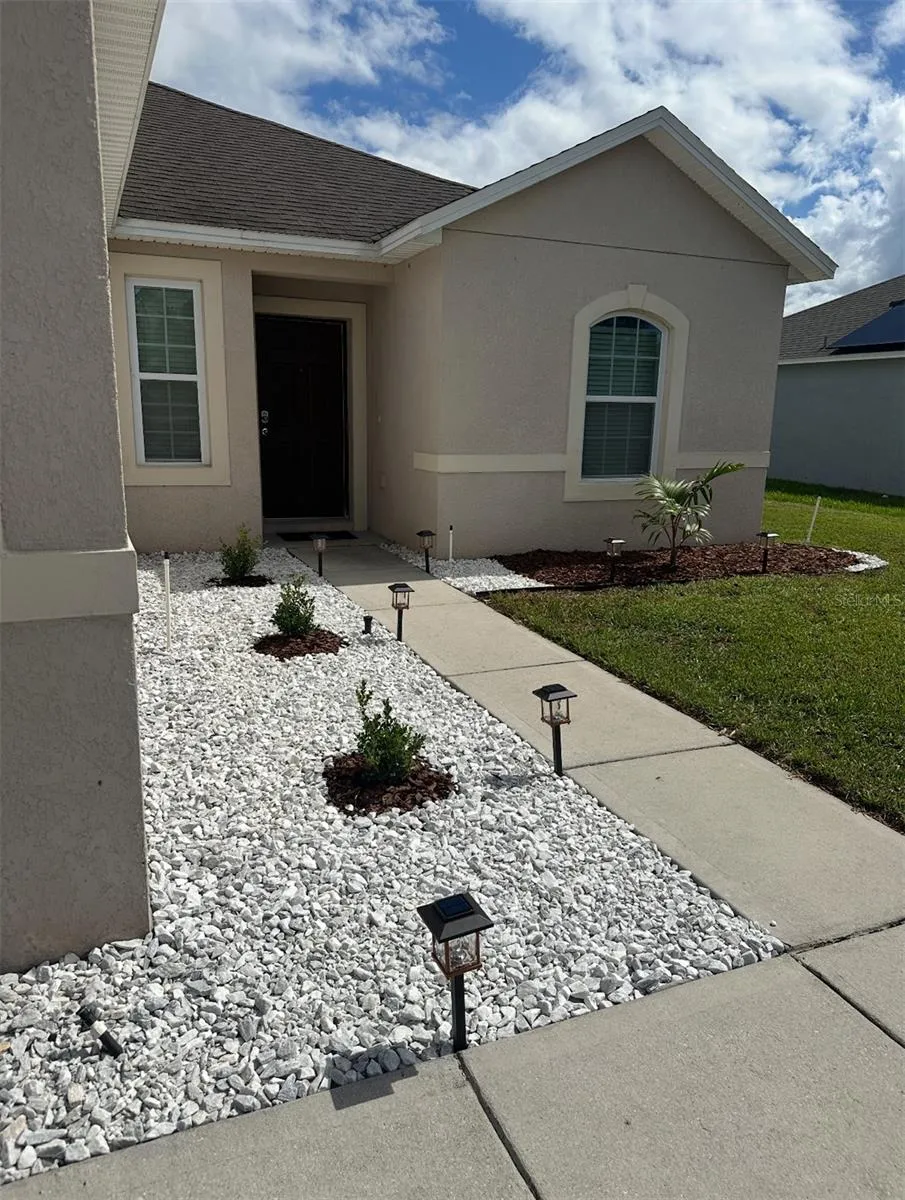 724 LAKE CUMMINGS BOULEVARD Lake Alfred, FL 33850