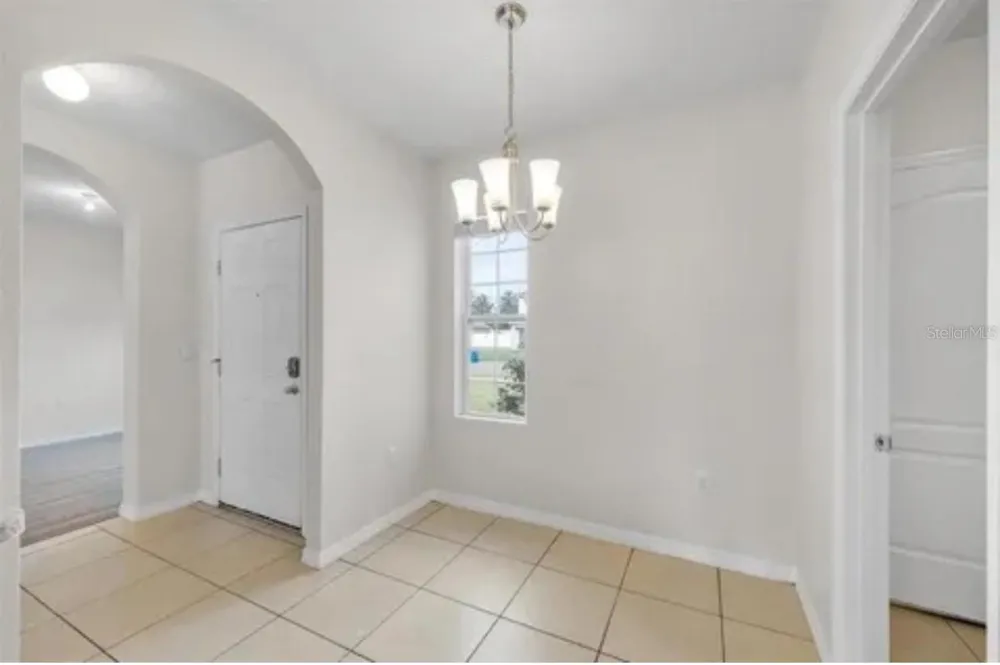 724 LAKE CUMMINGS BOULEVARD Lake Alfred, FL 33850