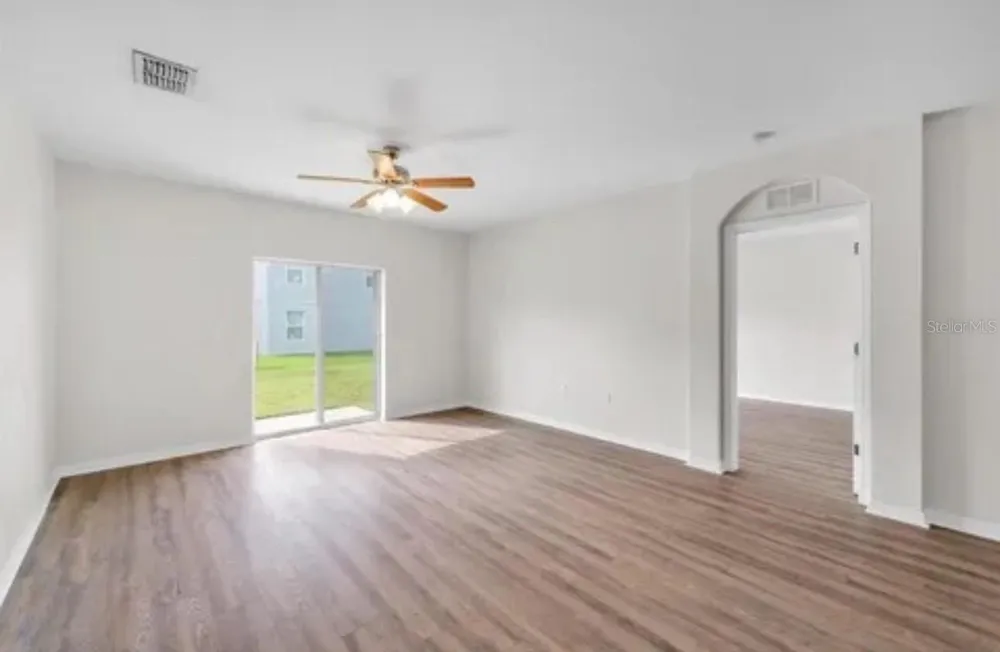 724 LAKE CUMMINGS BOULEVARD Lake Alfred, FL 33850