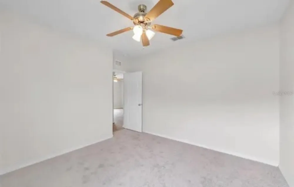 724 LAKE CUMMINGS BOULEVARD Lake Alfred, FL 33850