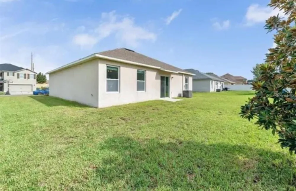 724 LAKE CUMMINGS BOULEVARD Lake Alfred, FL 33850