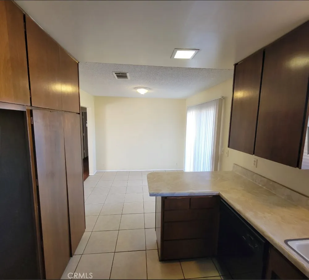 19142 US Highway 18 Apple Valley, CA 92307