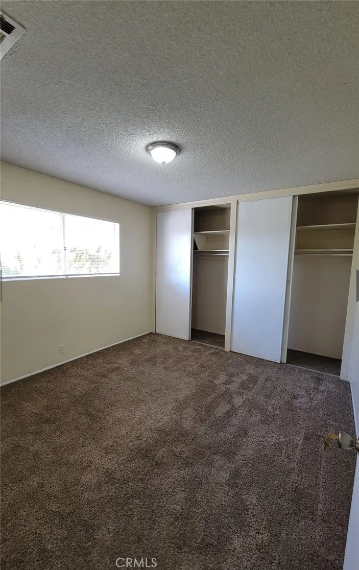 19142 US Highway 18 Apple Valley, CA 92307