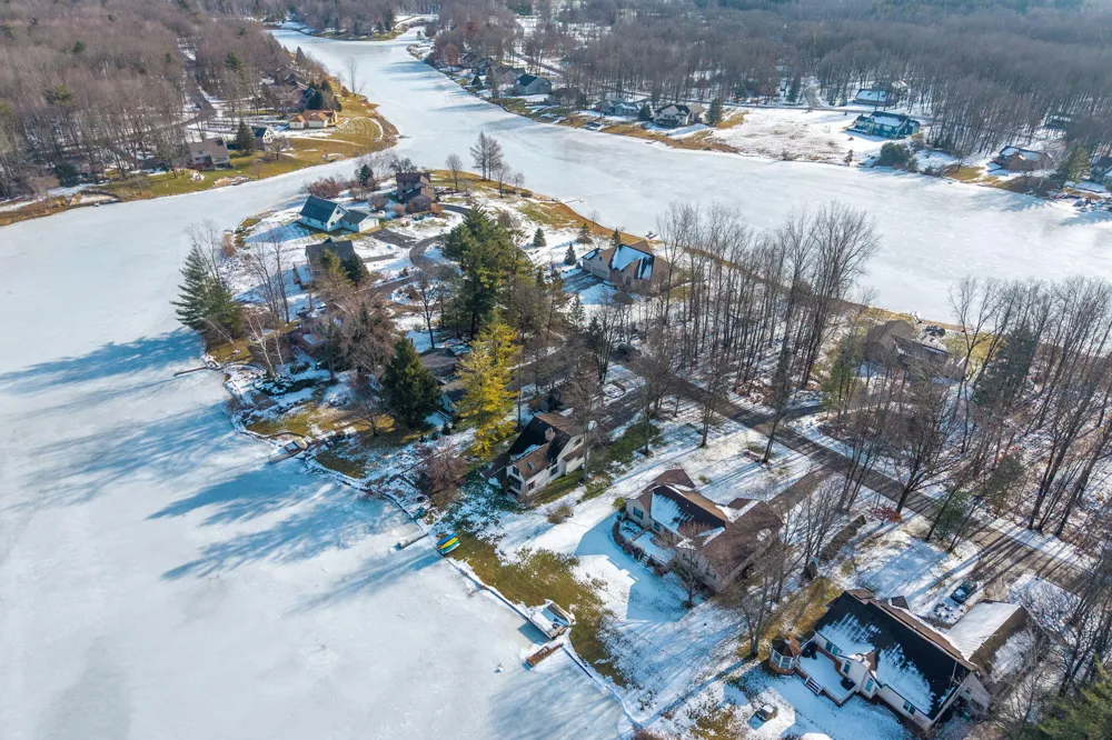 9158 Elmwood Court #185 Canadian Lakes, MI 49346